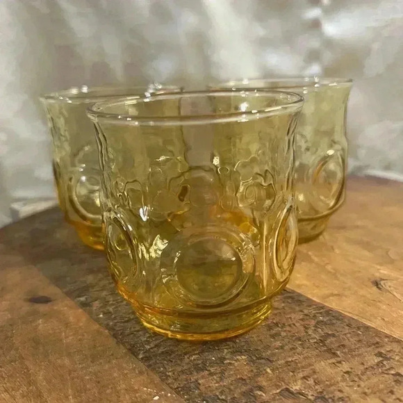 1960's Amber Glass Thumbprint Juice Glasses -  Set of 3 - Picture 4 of 5